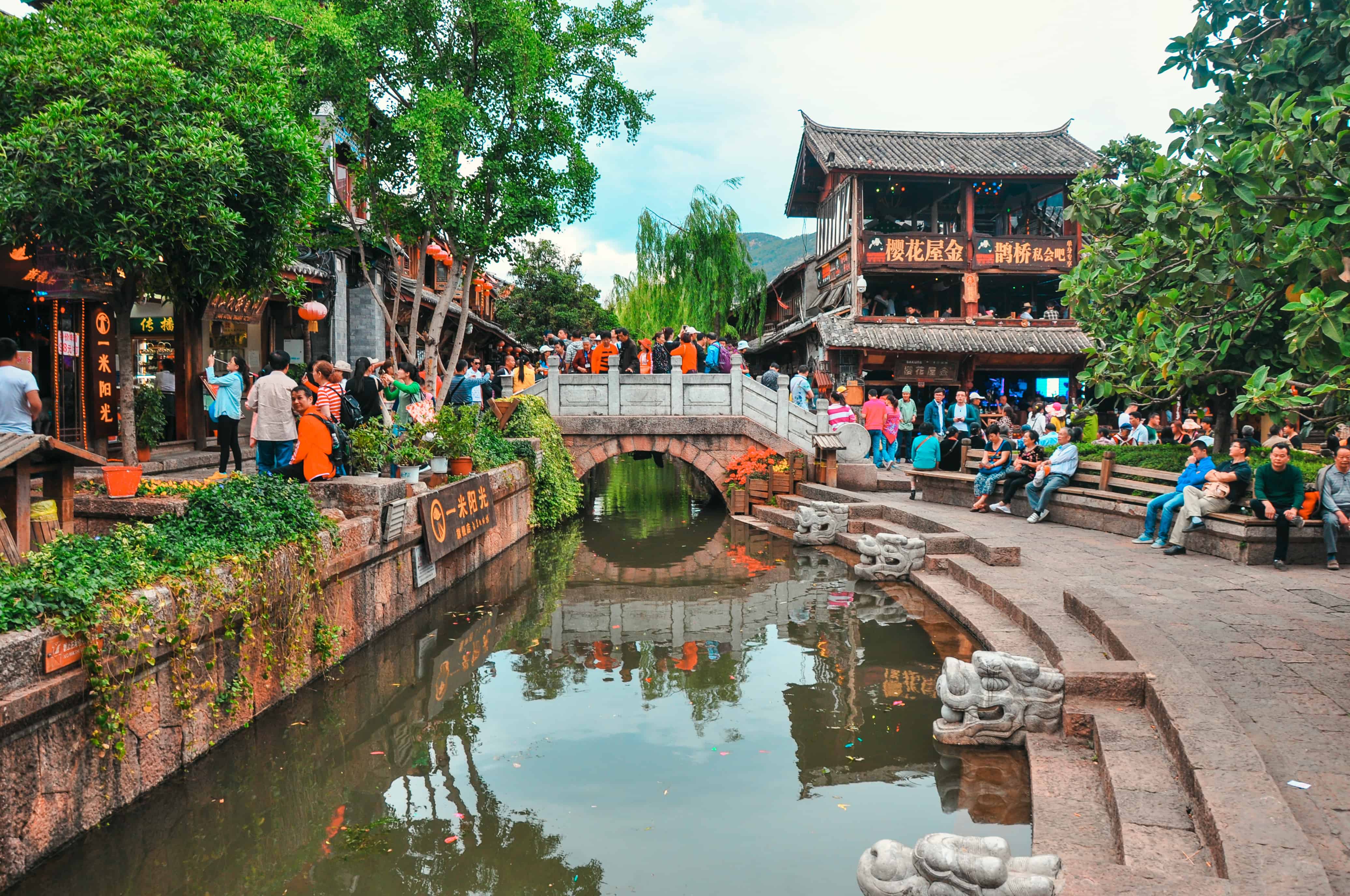 How To Explore Lijiang in 48 Hours | Linda Goes East
